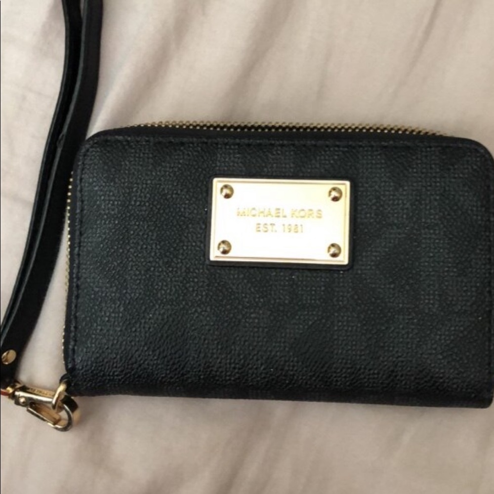 Michael Kors wrislet